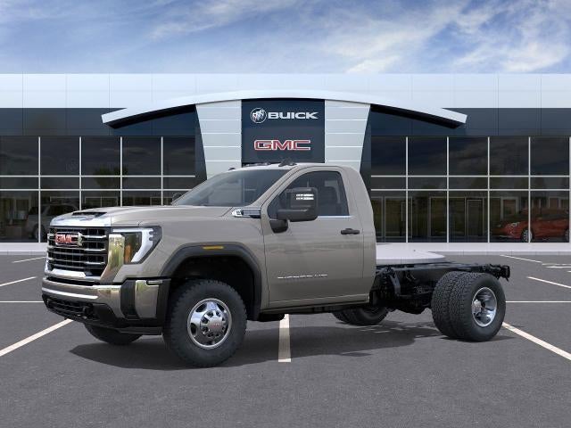 2026 GMC Sierra 3500 HD Chassis Cab Pro
