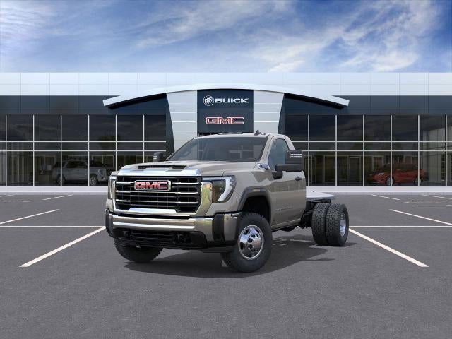 2026 GMC Sierra 3500 HD Chassis Cab Pro